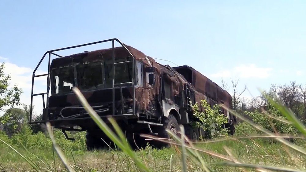 "Хоть в дождь, хоть в снег": Минобороны показало кадры работы "Искандеров" / События на ТВЦ