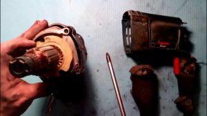 Не держит бур проскакивает при нагрузке | Ремонт Перфоратора Hammer в СПб