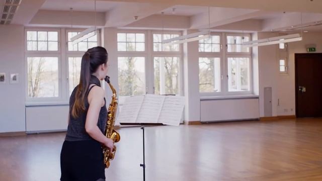 Street Tango (Astor Piazzolla) - Saxophone & Piano смотреть онлайн