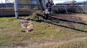 Планировка земли мотоблоком .