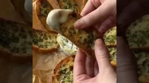 Быстрая закуска с сыром Бри