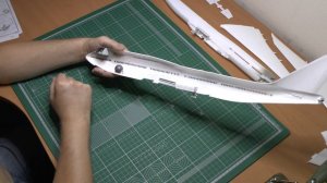 Boeing 747-8 Fanhansa, Revell, Сборка модели самолета, часть 18
