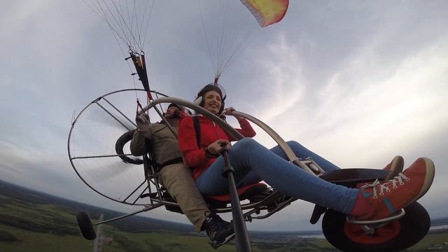 Параплан в Челябинске. Полёты 1 июля 2017 (Парный полёт) смотреть онлайн