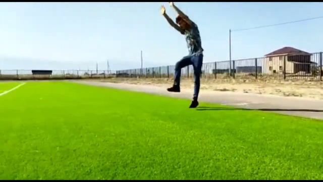 не много кувырков ;) смотреть онлайн