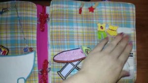 Мягкий кукольный домик-книжка своими руками. Обзор.