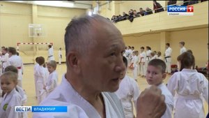 японский мастер карате Танако Такенори