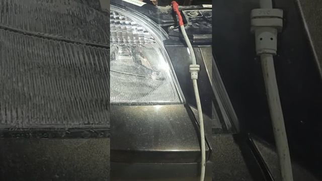 Как достать упавшую лампочку габаритов, в фару на ниве шевроле без снятия фары. смотреть онлайн