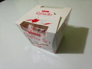 Подарочный набор конфет RAFFAELLO 150г [4K