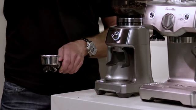 Breville Duo-Temp Pro Espresso Maker BES810BSS смотреть онлайн