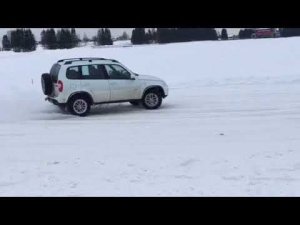 На шниве боком