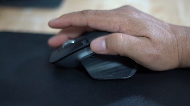 How I Built My Minimalist Dream Desk Set Up смотреть онлайн