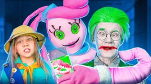 Mommy long legs and Xenia scout help the villains in retirement! Retirement home villains!