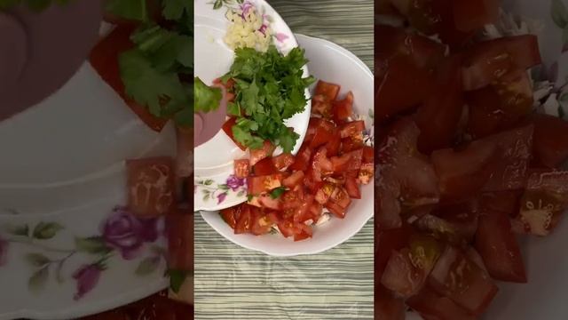 Салат с курицей. Салат с копченым сыром косичка.