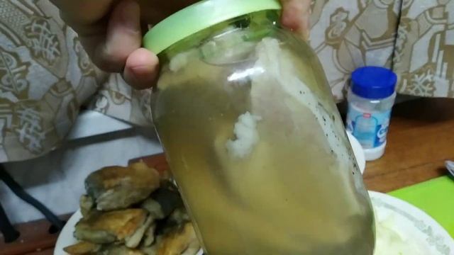 Жареная рыба в сметанном соусе, Мамин рецепт. жаренный щёкур
