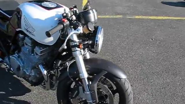 honda seven fifty cafe racer.AVI смотреть онлайн