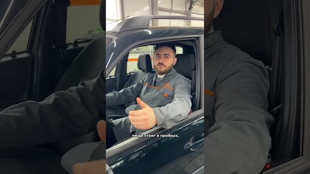 Как часто нужно менять масло в моторе?