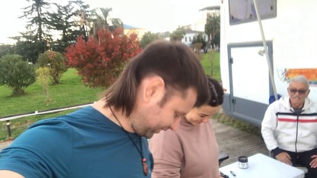 Влог из Батуми. Смотрим мотоциклы в Батуми, собираем мандарины, гуляем по городу.
