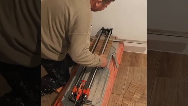 Профессиональное оборудование для нарезание кафеля (Керамической плитки)