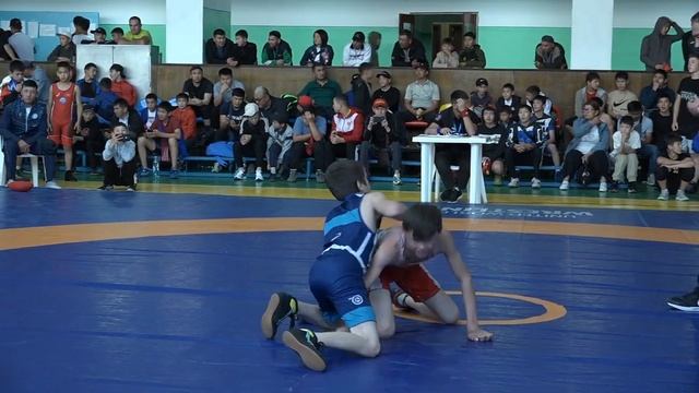 ВОЛЬНАЯ БОРЬБА. Чемпионат Кыргызстана 2023 года среди младших кадетов (U15). День 1 Мат C смотреть онлайн