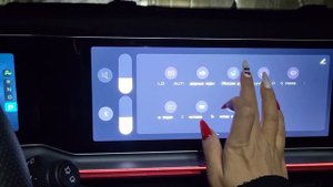 Всем привет!!? Видео, как "ВКЛЮЧАТЬ ОБОГРЕВ РУЛЯ" в автомобиле Geely Coolray 2023 года выпуска)