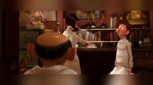 Крыса готовит на кухне как шеф повар