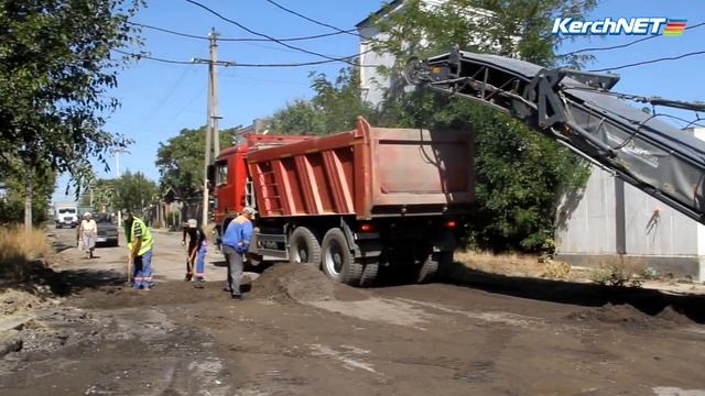 Началась фрезеровка улиц Фрунзе, Толбухина и Правды  (Керчь)