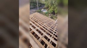Шиферная крыша с нуля за 1 мин.