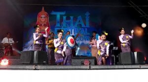 Тайский фестиваль в Москве. Тайские танцы и сюрприз в конце.