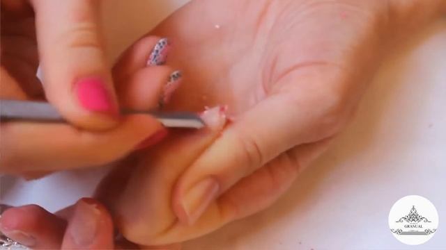 НЕ СНИМАЙТЕ ГЕЛЬ-ЛАК ДОМА ! смотреть онлайн