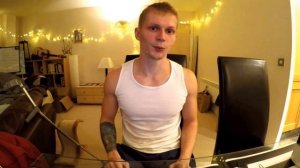 Всем привет! а я Валера :) программист и спортсмен в Лондоне - в одном флаконе!