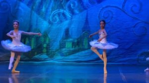Балетная школа Вежновец танец снежинок из балета «Щелкунчик»