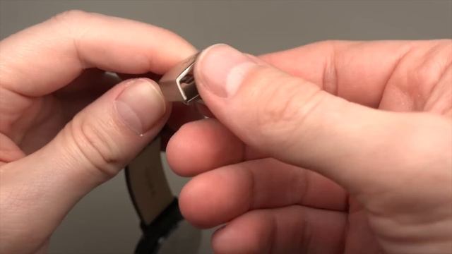 HOW TO USE DEPLOYMENT CLASP ON YOUR WATCH. EASY! LET ME SHOW. смотреть онлайн