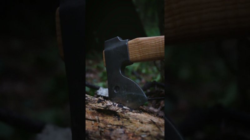 Легкий топор для леса  #axe #bushcraft