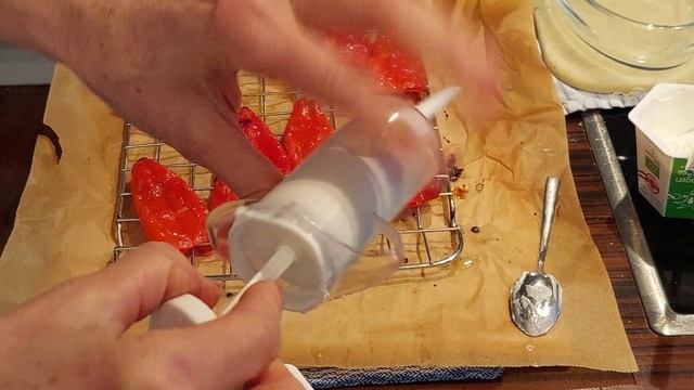 Фаршированный перчик с мягким сыром#Antipasti#перчик#антипасти# смотреть онлайн