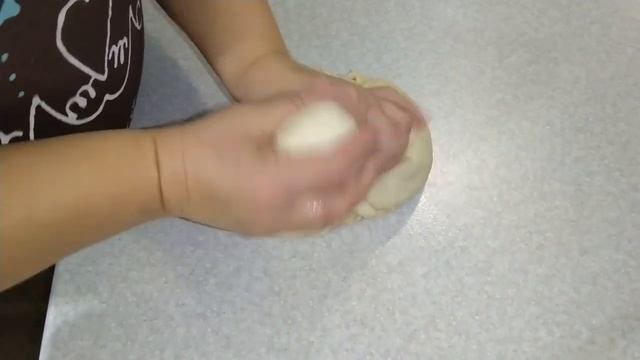 Сдобные дрожжевые булочки. Рецепт прост