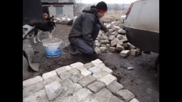 делаем во дворе красоту из отходов кирпича смотреть онлайн