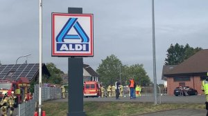 Großbrand zerstört Halle in Wermelskirchen