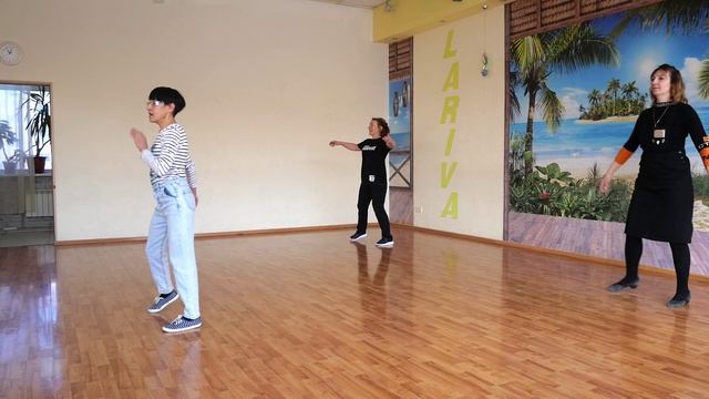 КУСТ РЯБИНЫ. ПЕРВАЯ ПРАКТИКА. ИНСТРУКТОР ГУЗЕЛЬ ПРОШИНА. ОМСК. Lariva Dance. 02.02.2023 г.