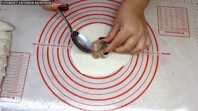 Хинкали со свининой, очень сочные. Что приготовить на ужин