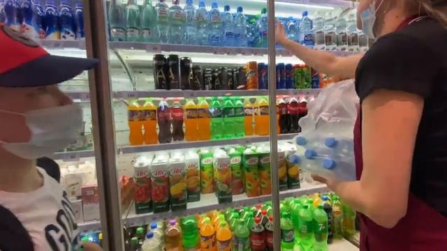 VLOG ? УЕЗЖАЕМ ИЗ МОСКВЫ ДОМОЙ / ПОТЕРЯЛИ ДАШУ смотреть онлайн