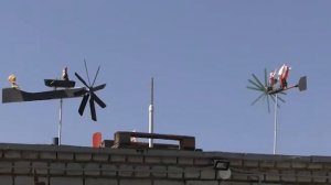 Николай Чаплинских радует губкинцев самодельными флюгерами