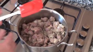 Как ВКУСНО приготовить куриные желудки в томате ! Простой и Вкусный рецепт !
