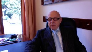 Деньги или позор Давид Шмидт