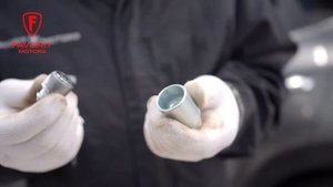 Установка секретного болта на колесо