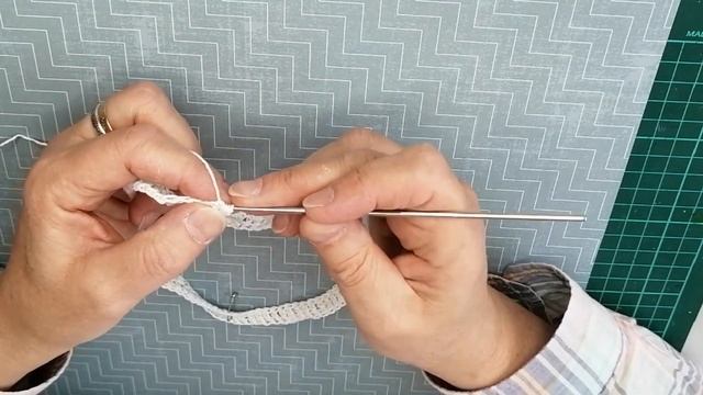 Вяжем Складки крючком/Как вязать углы крючком/Плиссе крючком/ Poncho plissado em crochê/Подробно смотреть онлайн