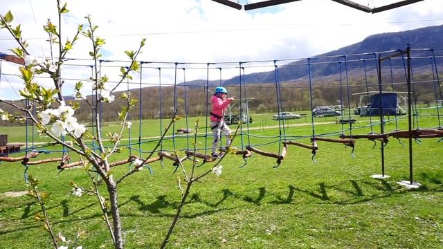 Грин-парк в Гуамке, апрель 2023г. смотреть онлайн