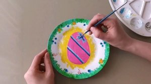 Рисуем узор на тарелке. Роспись посуды своими руками. Учимся рисовать.