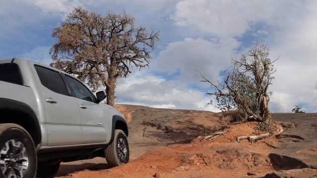 Новая Toyota Tacoma TRD 2020 смотреть онлайн