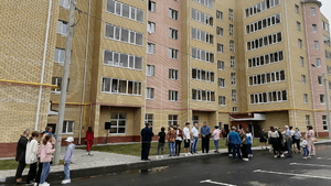 16 урайских семей отметили новоселье