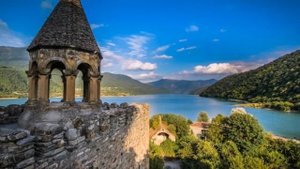 Вахтанг Кикабидзе - "Грузинская песня". Слова и музыка Булата Окуджавы.